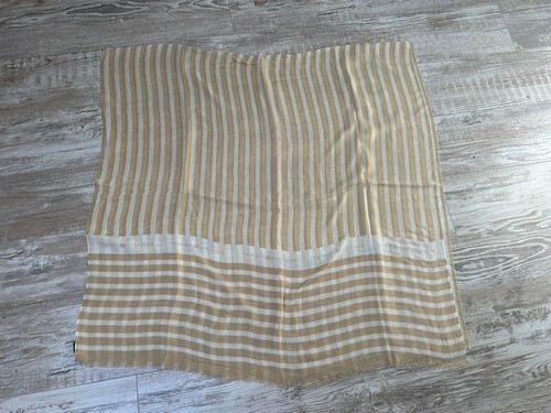 Gestreiftes tuch von tommy - gestreiftes,